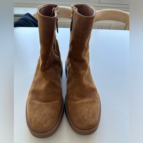VINCE KADY Water Repellent Tan Suede Boots Sz 10 - Picture 2 of 5